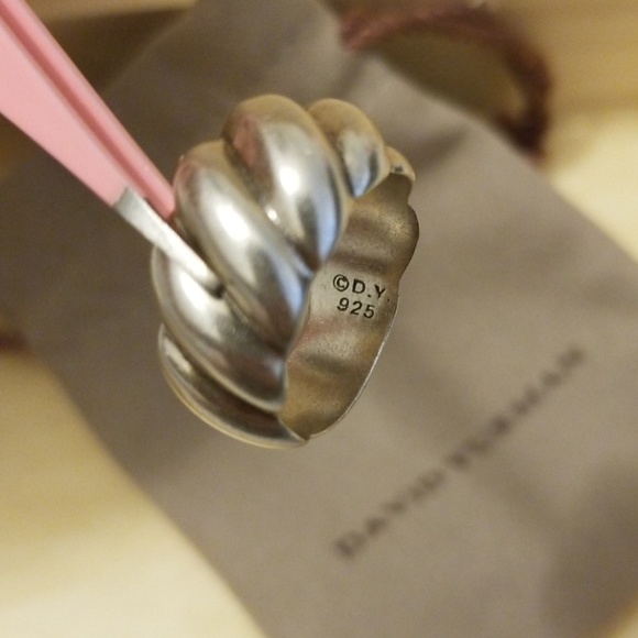 David Yurman Wide Sculpted Hampton Cable Ring - Picture 3 of 4